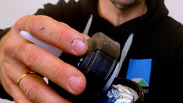 vii. Continuous downward pressure on the spray head