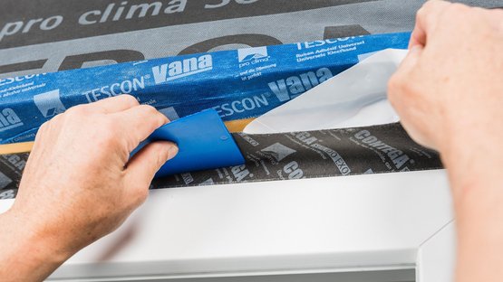 Installation steps: Pre-installation before window mounting